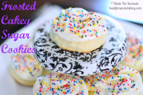 Frosted Cakey Sugar Cookies by Back For Seconds #lofthouse #sugarcookies http://backforsecondsblog.com