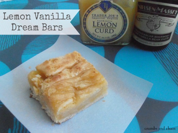 Lemon Vanilla Dream Bars | crumbsandchaos.net | #dessert #lemon #vanilla #bars