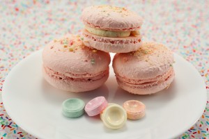 Fruit Tingle Macarons from Cath's Cookery Creations | www.cathscookerycreations.com